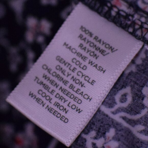 Ann Taylor Loft Women's Blue Floral Rayon Hi-Lo Button Down Top Blouse - Size S - Picture 8 of 8